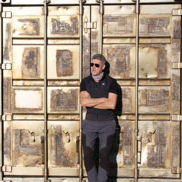 Suburban Doors (Moreno Panozzo)